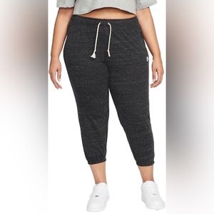 Nike Plus Size Jogger Capri